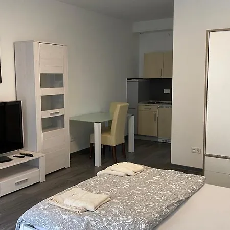 Casa de hóspedes Neon